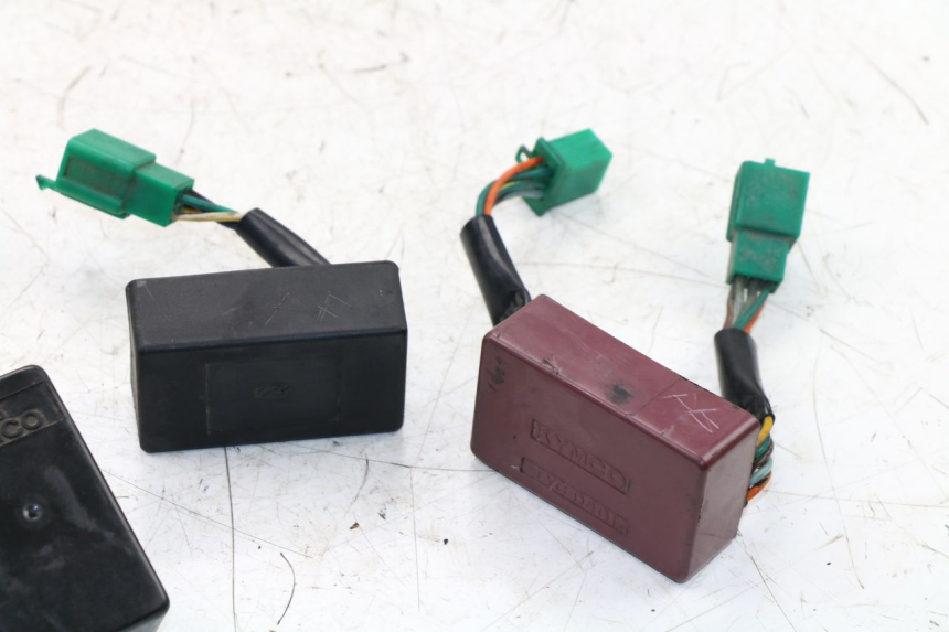 photo de CDI STEUERGERÄT KYMCO GRAND DINK 125 (2008 - 2014)