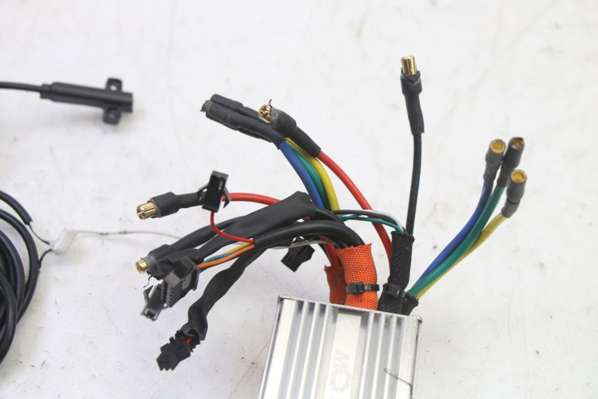 photo de CDI-GEHäUSE DUALTRON VICTOR LIMITED 1