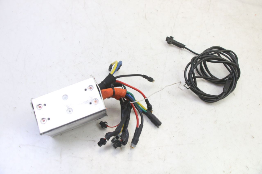 photo de CDI-GEHäUSE DUALTRON VICTOR LIMITED 1