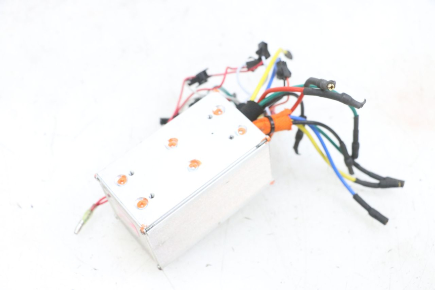 photo de CDI-GEHäUSE DUALTRON VICTOR LIMITED 1