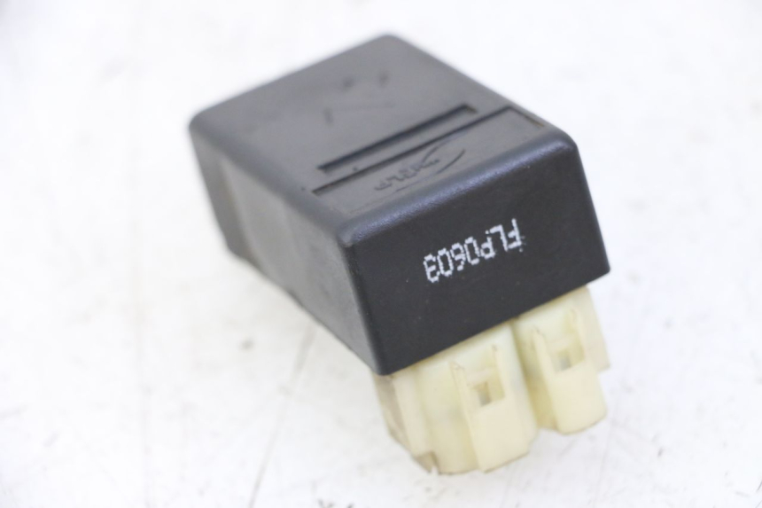 photo de CDI-STEUERGERäT VONROAD YIBEN 125 (2006 - 2010) - Alternative Perspektive