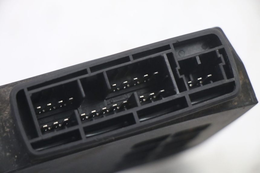 photo de CDI-STEUERGERäT PIAGGIO ZIP 4T 50 (2018 - 2020) - Alternative Perspektive