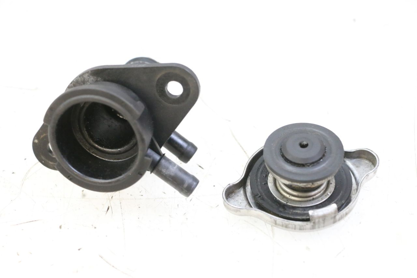 photo de KÜHLMITTELDECKEL BMW C1 125 (2000 - 2003)
