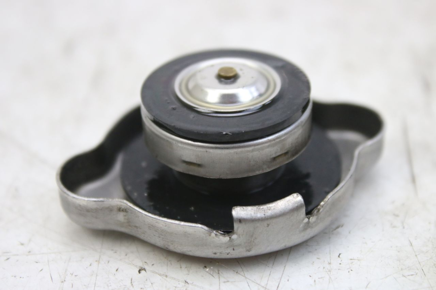 photo de KÜHLMITTELDECKEL HONDA FES S-WING SWING ABS 125 (2007 - 2015)
