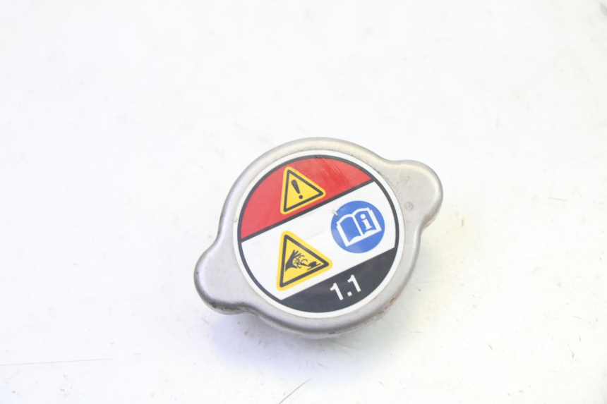 photo de KÜHLMITTELDECKEL HONDA FES S-WING SWING ABS 125 (2007 - 2015)