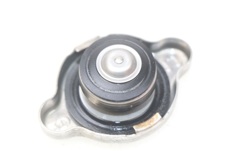 photo de KÜHLMITTELDECKEL YAMAHA FJR ABS 1300 (2016 - 2020)