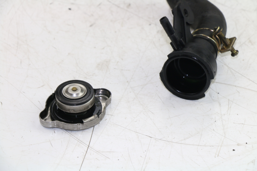 photo de KÜHLERDECKEL KYMCO GRAND DINK 125 (2002 - 2007)