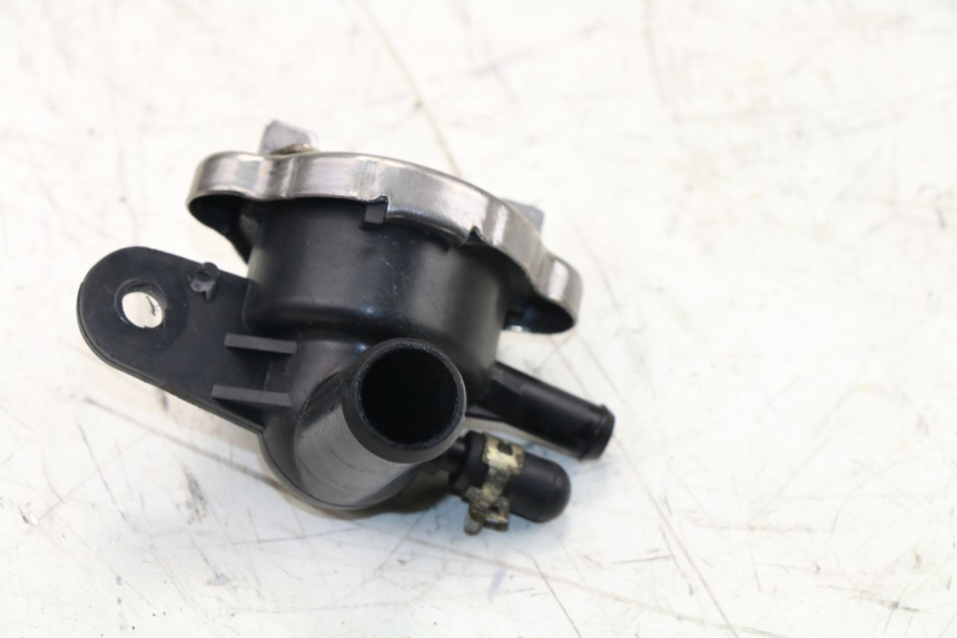 photo de KÜHLMITTELDECKEL SYM GTS EFI 125 (2012 - 2016)