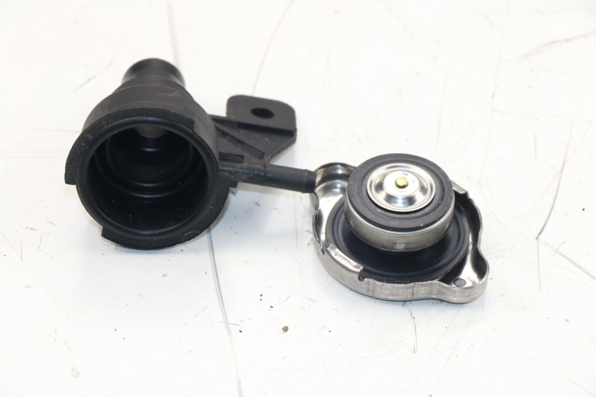 photo de KÜHLERDECKEL KAWASAKI J300 300 (2014 - 2017)