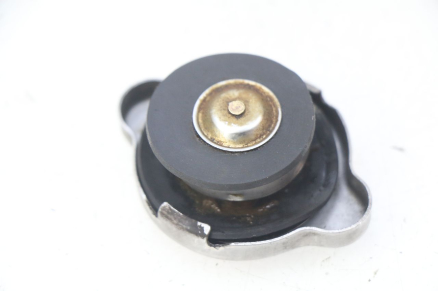 photo de KÜHLMITTELDECKEL SUZUKI SIXTEEN 125 (2008 - 2010)