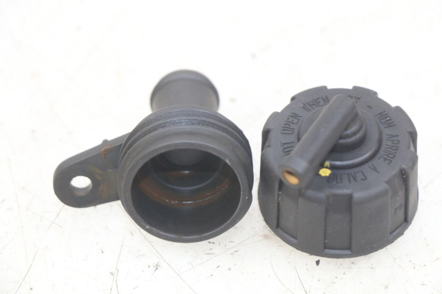 photo de KÜHLMITTELDECKEL YAMAHA XMAX X-MAX 125 (2006 - 2009)