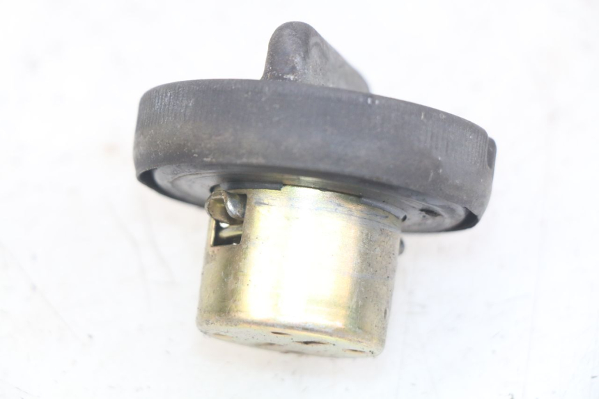 photo de TANKDECKEL KRAFTSTOFF HONDA FES PANTHEON 2T 125 (1998 - 2002)