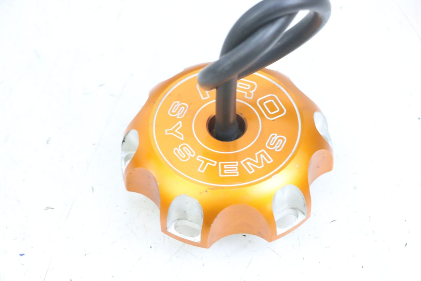 photo de TANKDECKEL KAWASAKI KXF KX-F 250 (2017 - 2019) - Zoom auf Gebrauchszustand