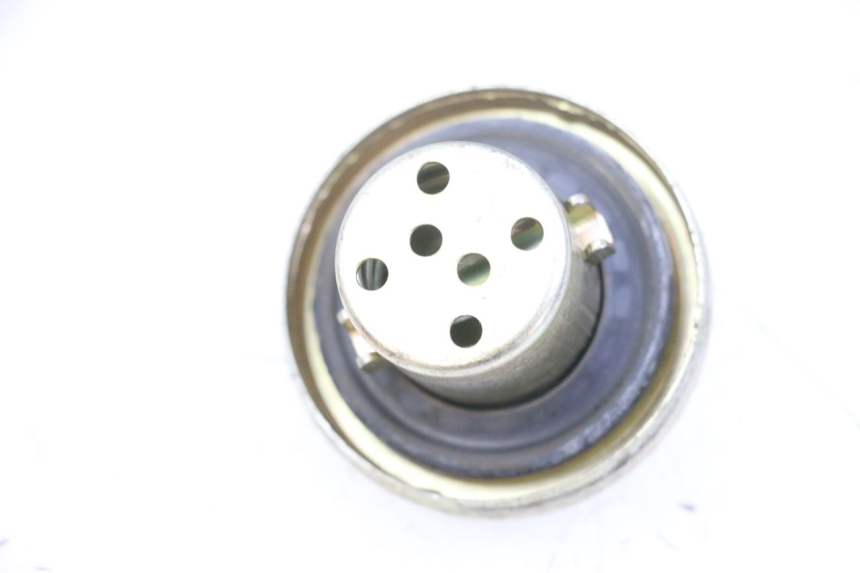 photo de KRAFTSTOFFDECKEL JM MOTORS OLDIES GT 4T 50 (2018 - 2025) - Zoom auf Gebrauchszustand