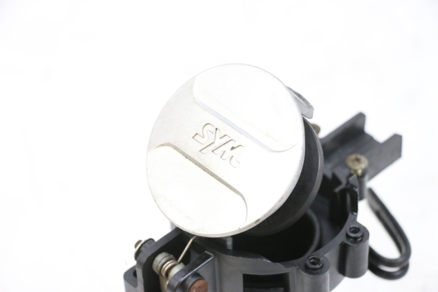 photo de TANKDECKEL SYM ORBIT III 3 4T 50 (2021 - 2025) - Zoom auf Gebrauchszustand