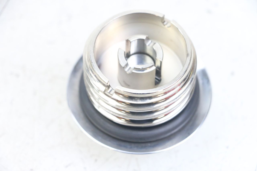 photo de TANKDECKEL KRAFTSTOFF HARLEY DAVIDSON SPORTSTER XL CUSTOM 1200 (2003 - 2004)