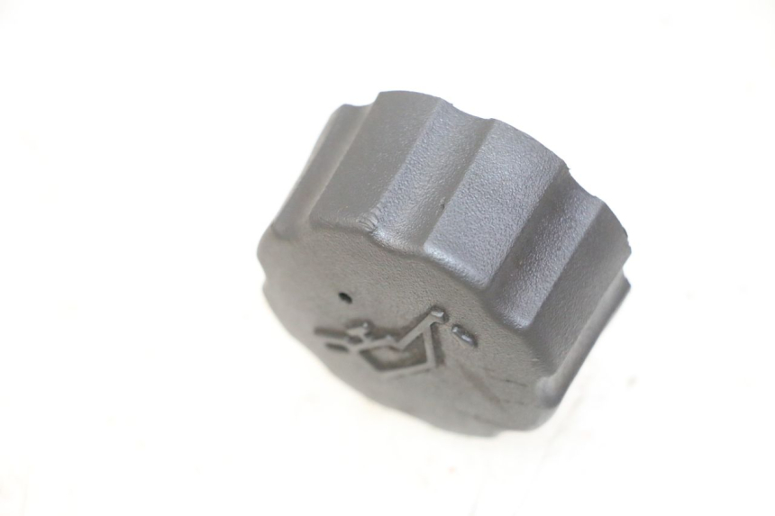 photo de ÖLBEHäLTERDECKEL PEUGEOT ELYSTAR 50 (2002 - 2014)