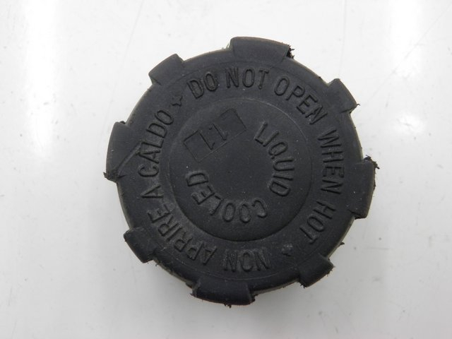 photo de AUSDEHNUNGSBEHÄLTERDECKEL PIAGGIO X9 EVOLUTION 125 (2003 - 2007)