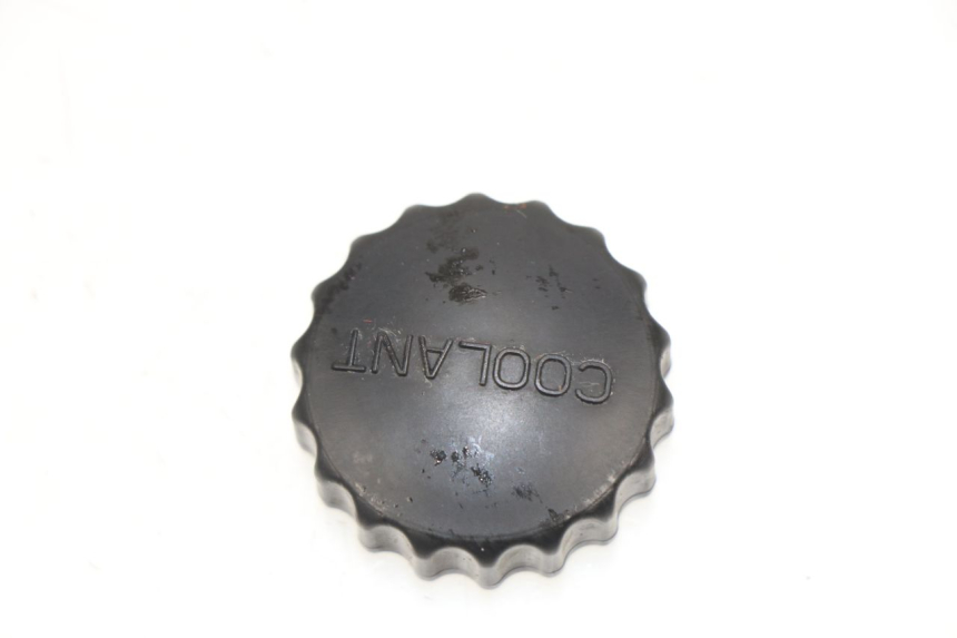 photo de KÜHLWASSERDECKEL HUSQVARNA SVARTPILEN 701 690 (2019 - 2020)