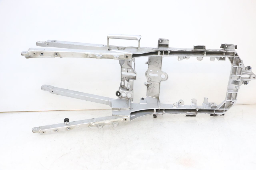 photo de HECKRAHMEN-SCHLEIFE YAMAHA FJR ABS 1300 (2006 - 2012) - Zoom auf Gebrauchszustand