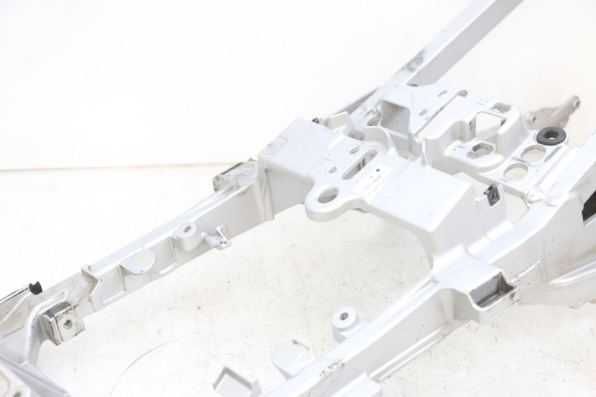 photo de HECKRAHMEN-SCHLEIFE YAMAHA FJR ABS 1300 (2006 - 2012) - Oberflächenzustand und Material