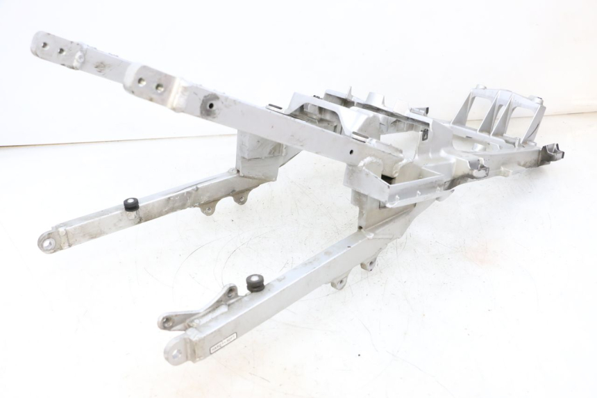 photo de HECKRAHMEN-SCHLEIFE YAMAHA FJR ABS 1300 (2006 - 2012) - Details der Befestigungspunkte