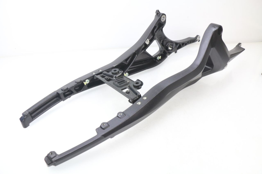 photo de HECKRAHMEN DUCATI M796 MONSTER 796 (2010 - 2014)