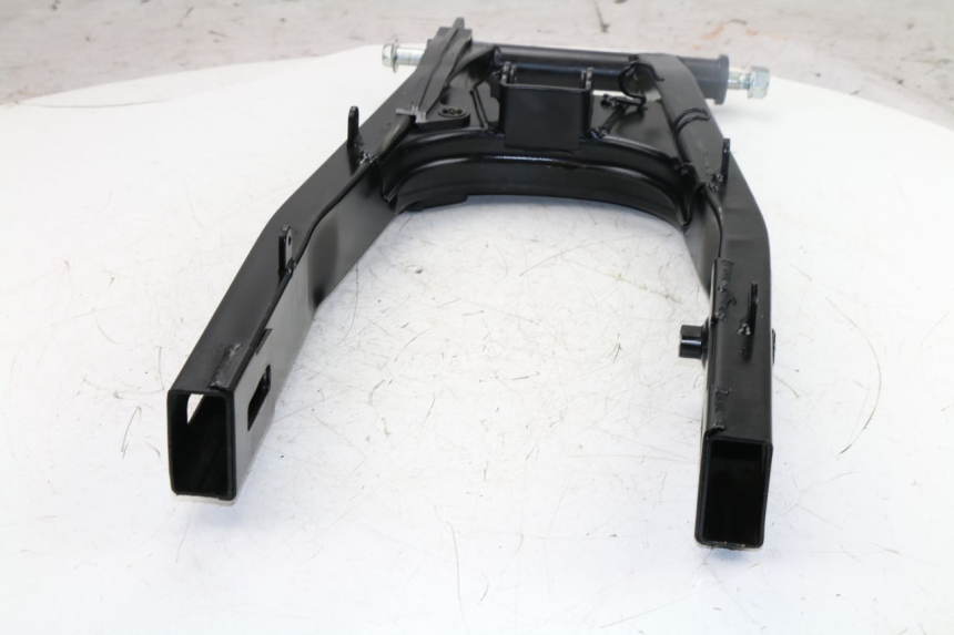 photo de SCHWINGE DAELIM VJ ROADWIN FI 125 (2008 - 2017)