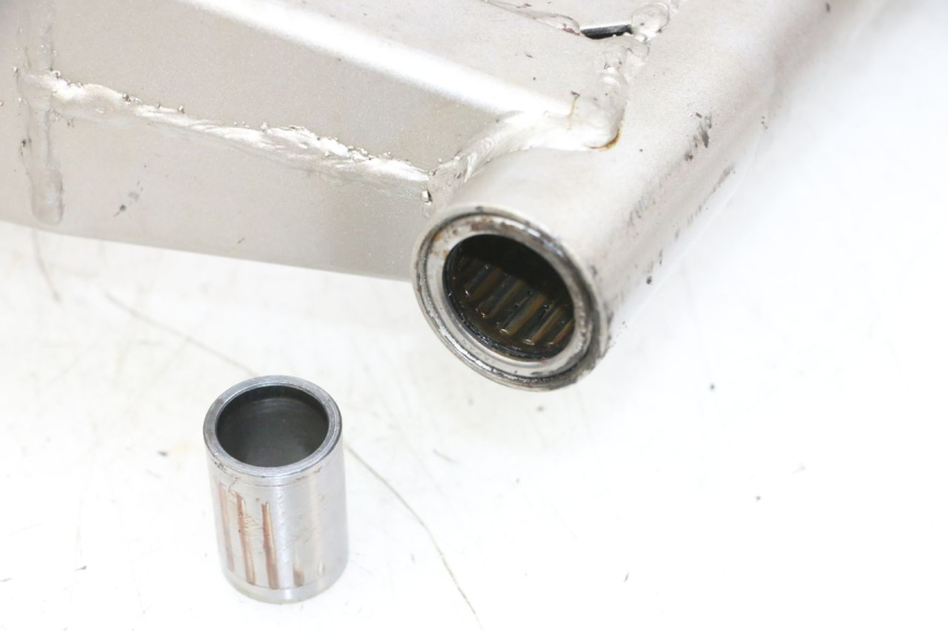 photo de SCHWINGE SUZUKI GSF N BANDIT 600 (1996 - 1999) - Detailansicht des Bauteils