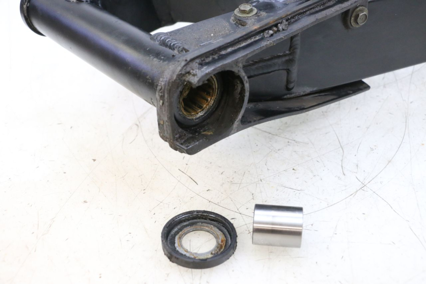 photo de SCHWINGE SUZUKI GSXR GSX-R 1000 (2003 - 2004) - Zoom auf Gebrauchszustand