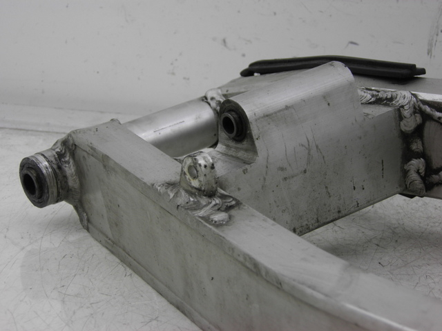 photo de SCHWINGE YAMAHA FZS FAZER 600 (1998 - 2001)