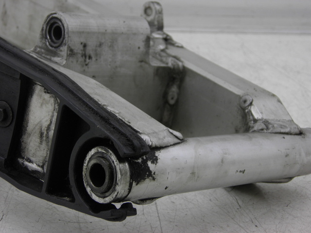 photo de SCHWINGE YAMAHA FZS FAZER 600 (1998 - 2001)