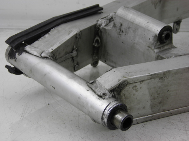 photo de SCHWINGE YAMAHA FZS FAZER 600 (1998 - 2001)