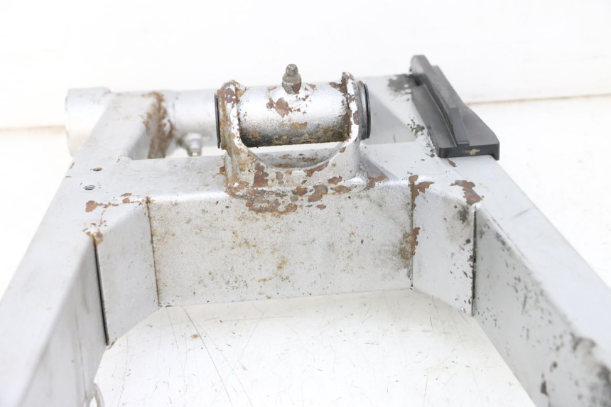 photo de SCHWINGE KAWASAKI ZR 7 750 (1999 - 2001) - Weitere Ansicht des Artikels