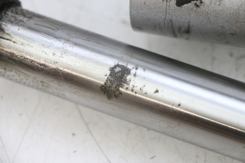 photo de SCHWINGE KAWASAKI ZR 7 750 (1999 - 2001) - Technische Nahaufnahme