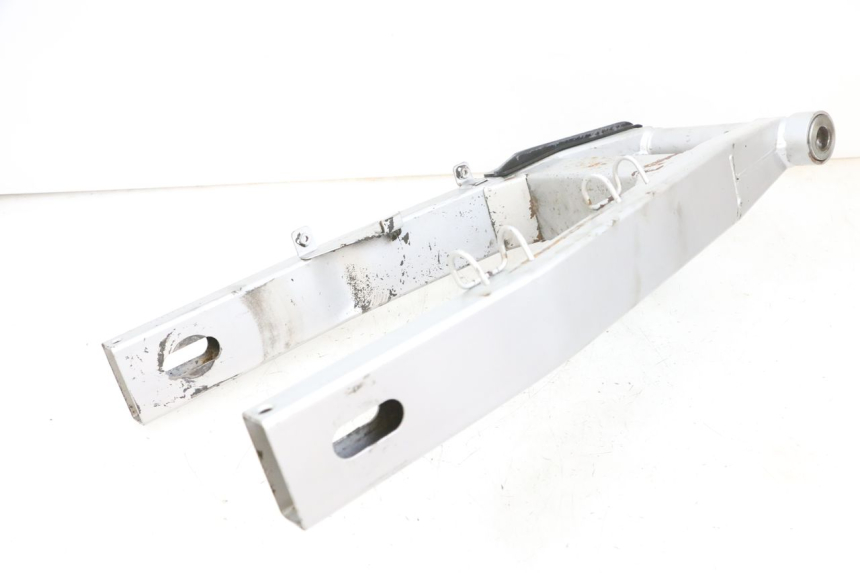 photo de SCHWINGE KAWASAKI ZR 7 750 (1999 - 2001) - Kennzeichnungen und Originalreferenzen