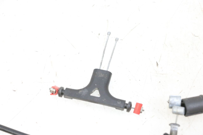 photo de SITZBANKÖFFNUNGSKABEL YAMAHA XMAX X-MAX 125 (2006 - 2009) - Oberflächenzustand und Material