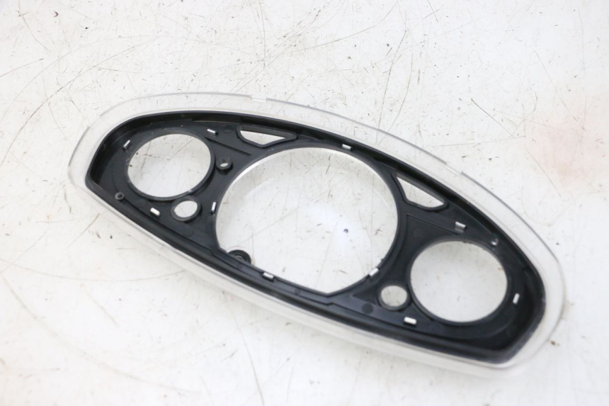 photo de TACHOMETER GLAS SUZUKI BURGMAN 125 (2007 - 2014) - Zoom auf Gebrauchszustand