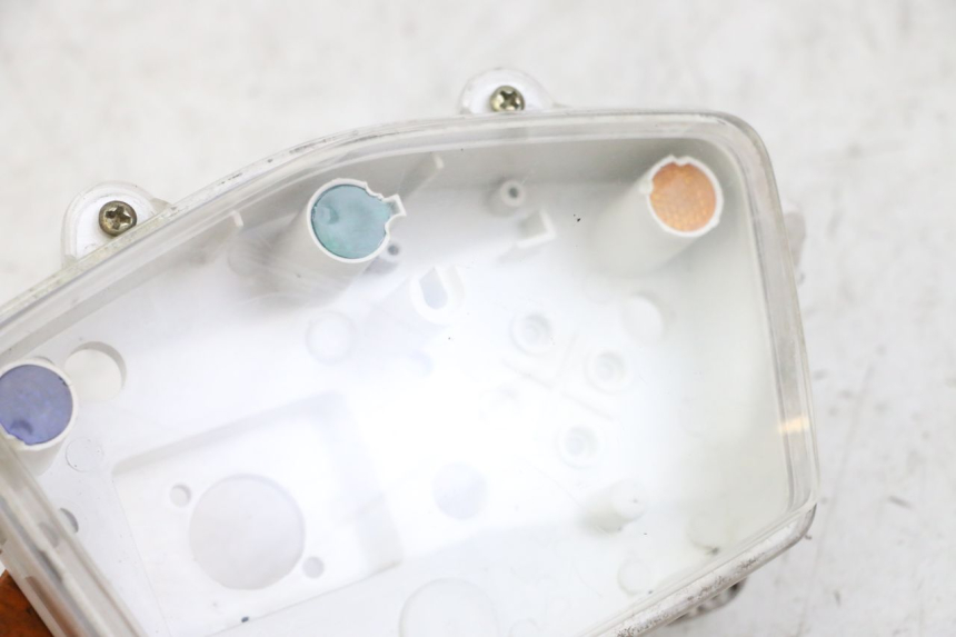 photo de TACHOMETERABDECKUNG PEUGEOT KISBEE 4T 50 (2018 - 2022) - Detailansicht des Bauteils