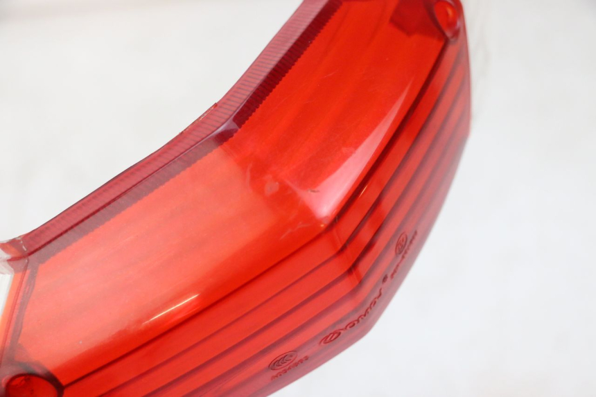photo de RÜCKLICHT GLAS PEUGEOT KISBEE 4T 50 (2010 - 2017) - Zoom auf Gebrauchszustand