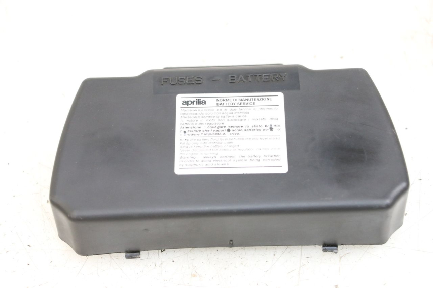 photo de BATTERIEABDECKUNG APRILIA SCARABEO 100 (2003 - 2012)