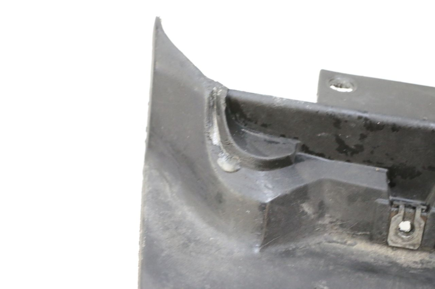 photo de BATTERIEABDECKUNG MBK BOOSTER SPIRIT 50 (2004 - 2017) - Zoom auf Gebrauchszustand