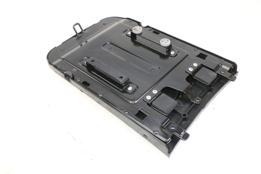 photo de BATTERIEABDECKUNG SEGWAY NINEBOT E125S 1 (2022 - 2026) - Zoom auf Gebrauchszustand