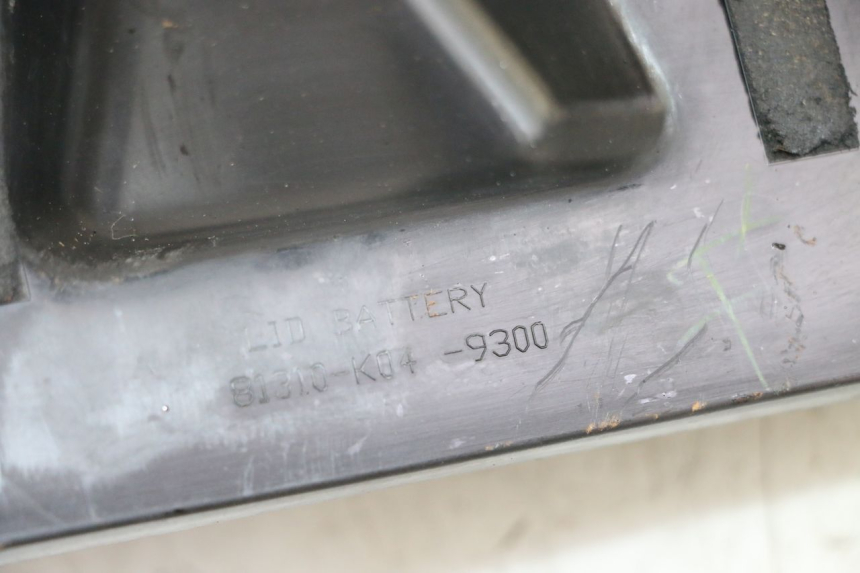 photo de BATTERIEABDECKUNG HONDA FORZA ABS 300 (2013 - 2019)