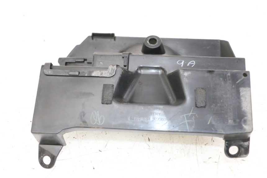 photo de BATTERIEABDECKUNG HONDA FORZA ABS 300 (2013 - 2019)