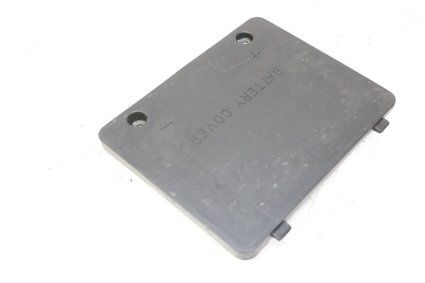 photo de BATTERIEABDECKUNG DAELIM HISTORY 125 (2001 - 2002)