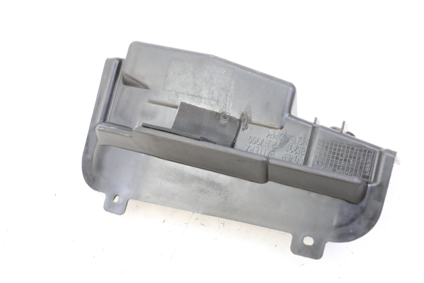 photo de BATTERIEABDECKUNG HONDA FES S-WING SWING ABS 125 (2007 - 2015)