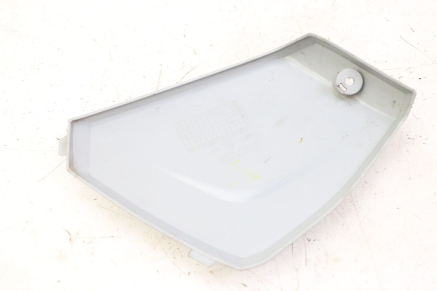 photo de BATTERIEABDECKUNG SYM JOYMAX 125 (2010 - 2017)