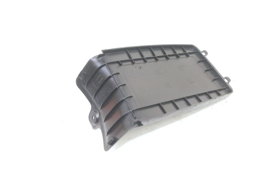 photo de BATTERIEABDECKUNG PEUGEOT KISBEE 2T 50 (2010 - 2017)