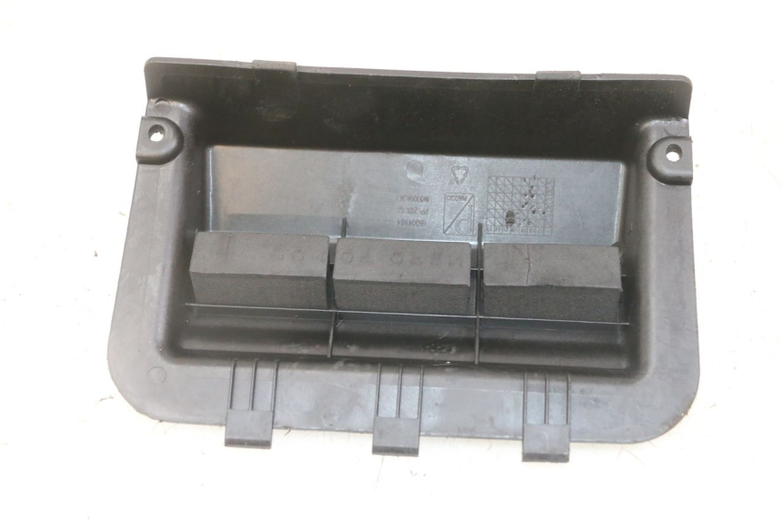photo de BATTERIEABDECKUNG PIAGGIO NEW TYPHOON 50 (2018 - 2021)